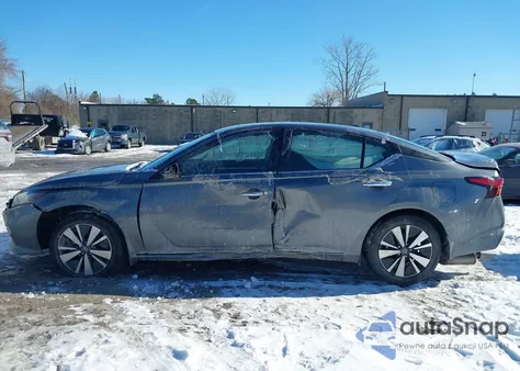 2022 Nissan Altima Sv Intelligent Awd from USA, damaged, VIN 1N4BL4DW5NN384590